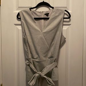 ANN TAYLOR Wrap Top Size 12